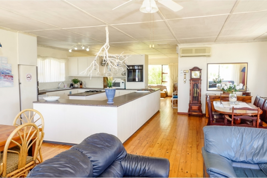 3 Bedroom Property for Sale in Oyster Bay Eastern Cape